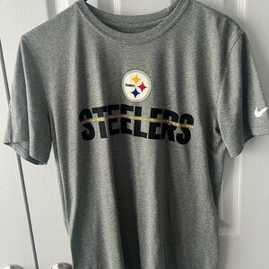 Nike Steelers Gray Tee with Logo